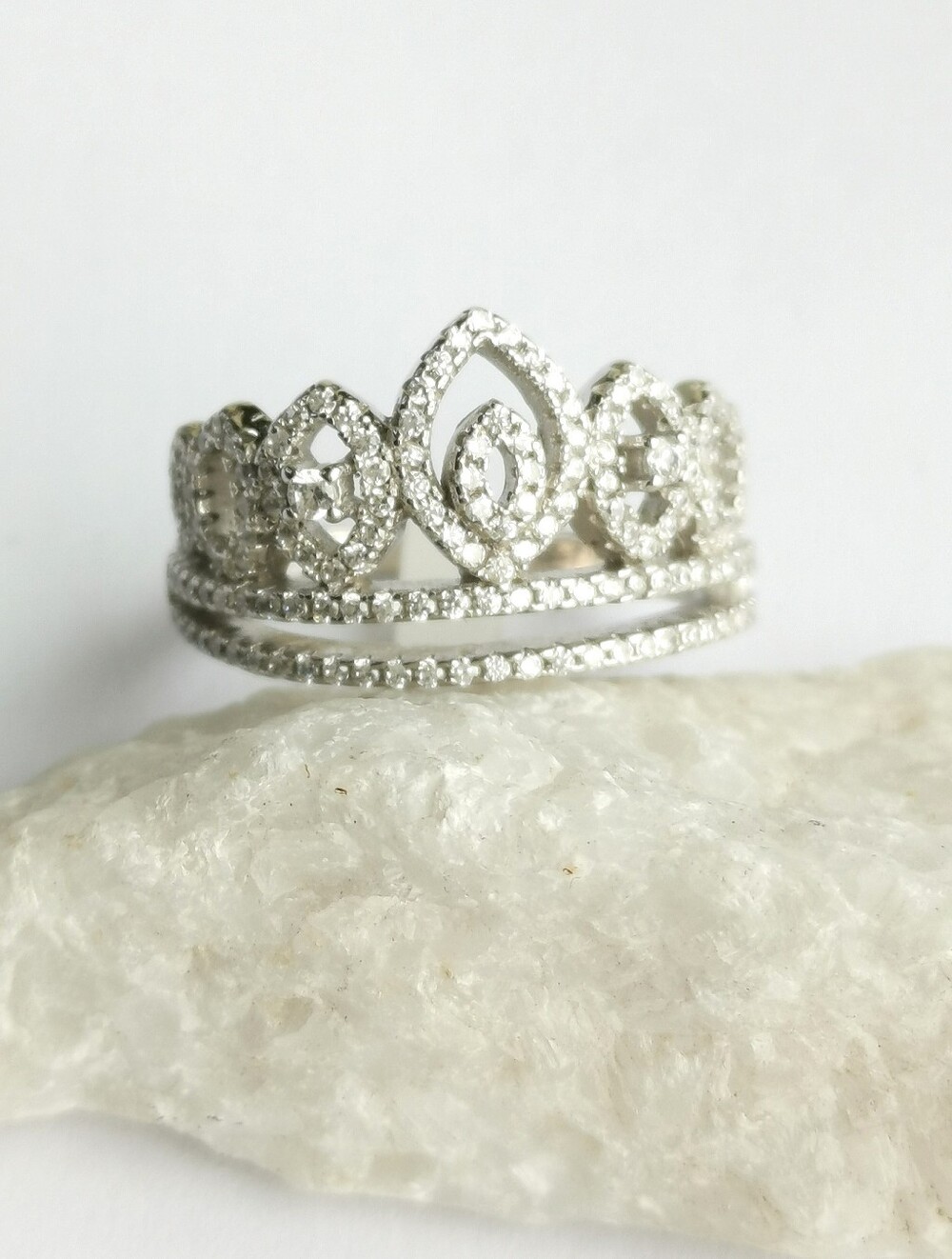 Sterling silver cz  ring cocktail size 8 🆕